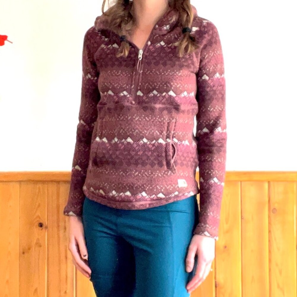 XS The North Face Printed Crescent Hooded Pullover Marron Purple Landscape Knit